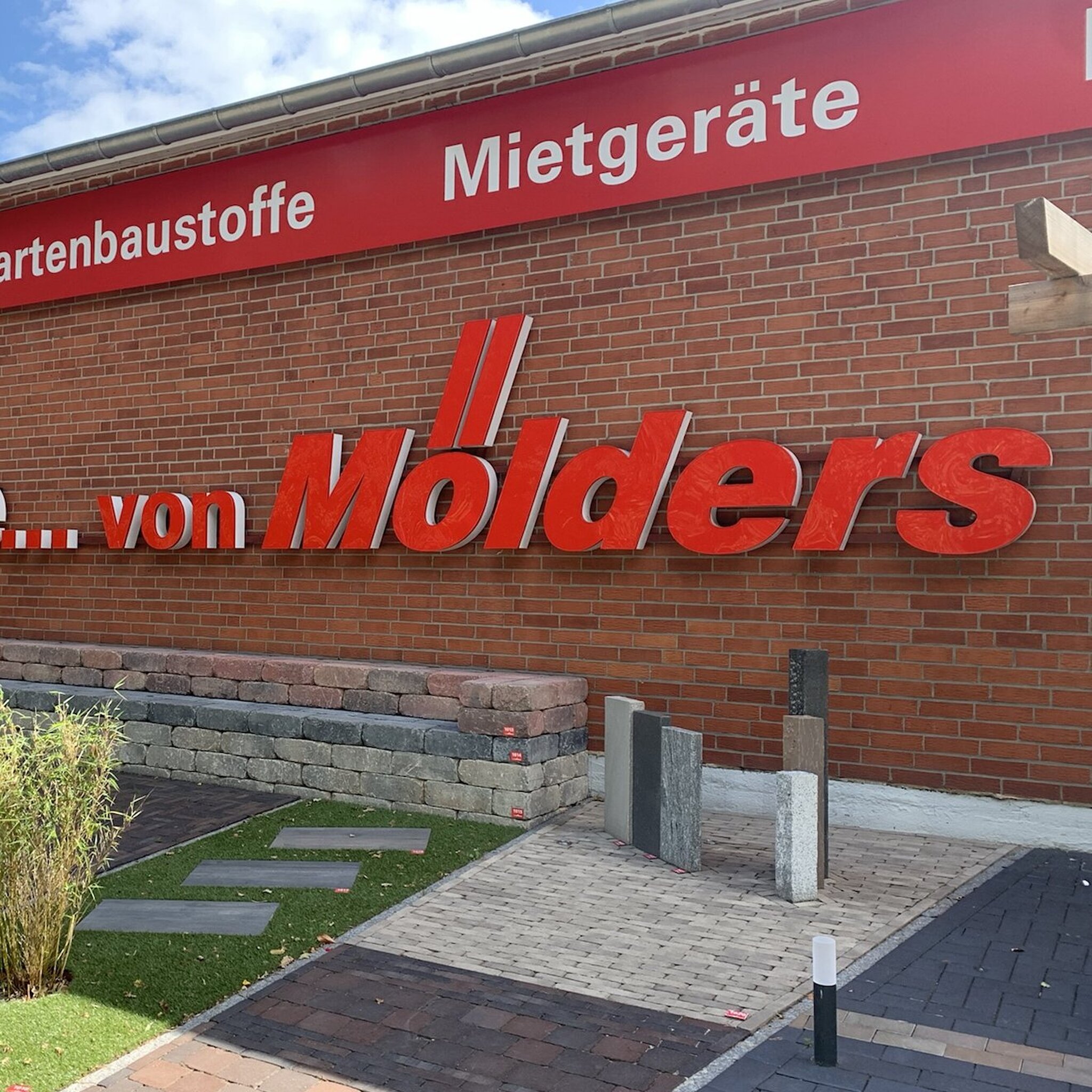 Mölders Baucentrum Adendorf Baustoffhandlung vor Ort Ansicht