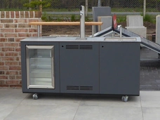 Outdoor Küche Galabau Modul rooblar mit Kühlschrank Spülbecken Barbecken und Zapfanlage